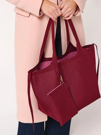 Robbie Wine Tote Bag