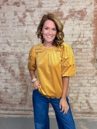 Myrtle Scallop Detail Top