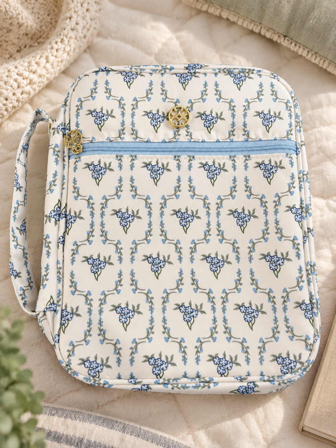 Floriette Field Bible Cover