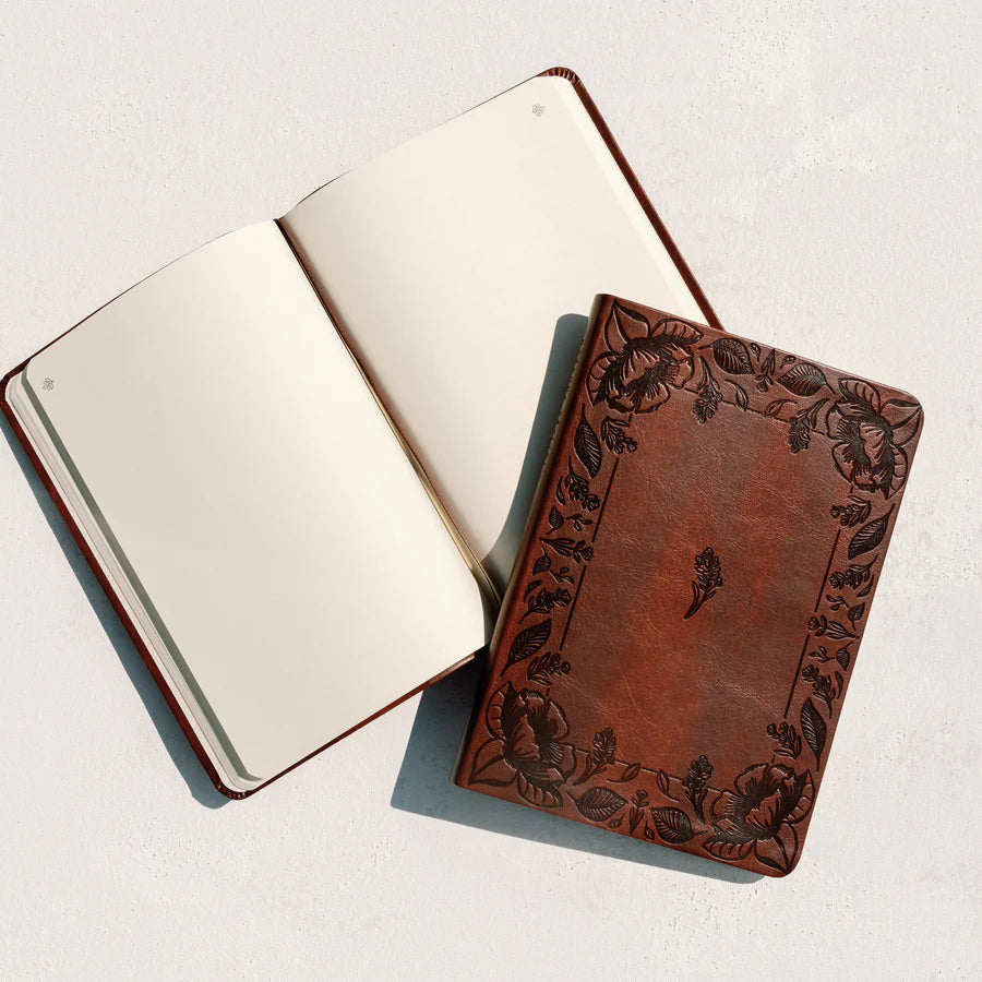 Santa Elena Theme Notebook