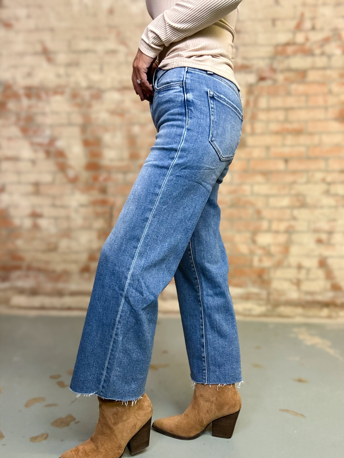 Ellen High Rise Crop Jeans