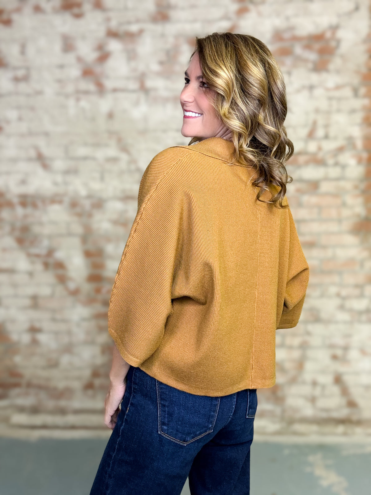 Della Solid Knit Top