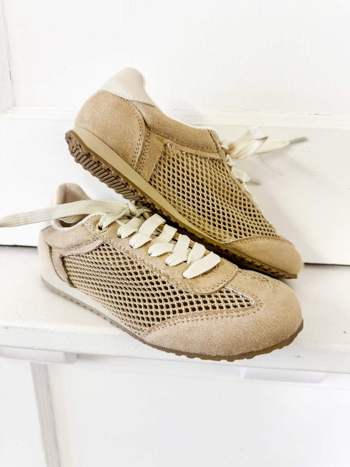 Canelo Mesh Sneaker
