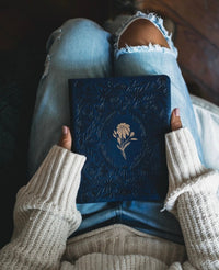 NLT Notetaking Bible | Versailles Theme