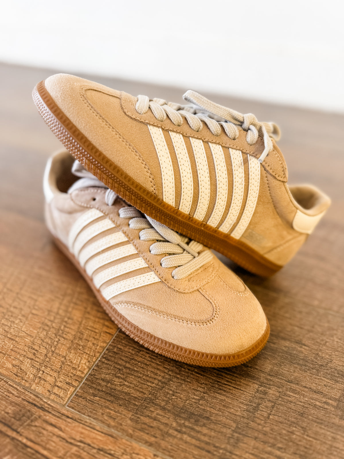 Rylin Shu Shop Sneaker