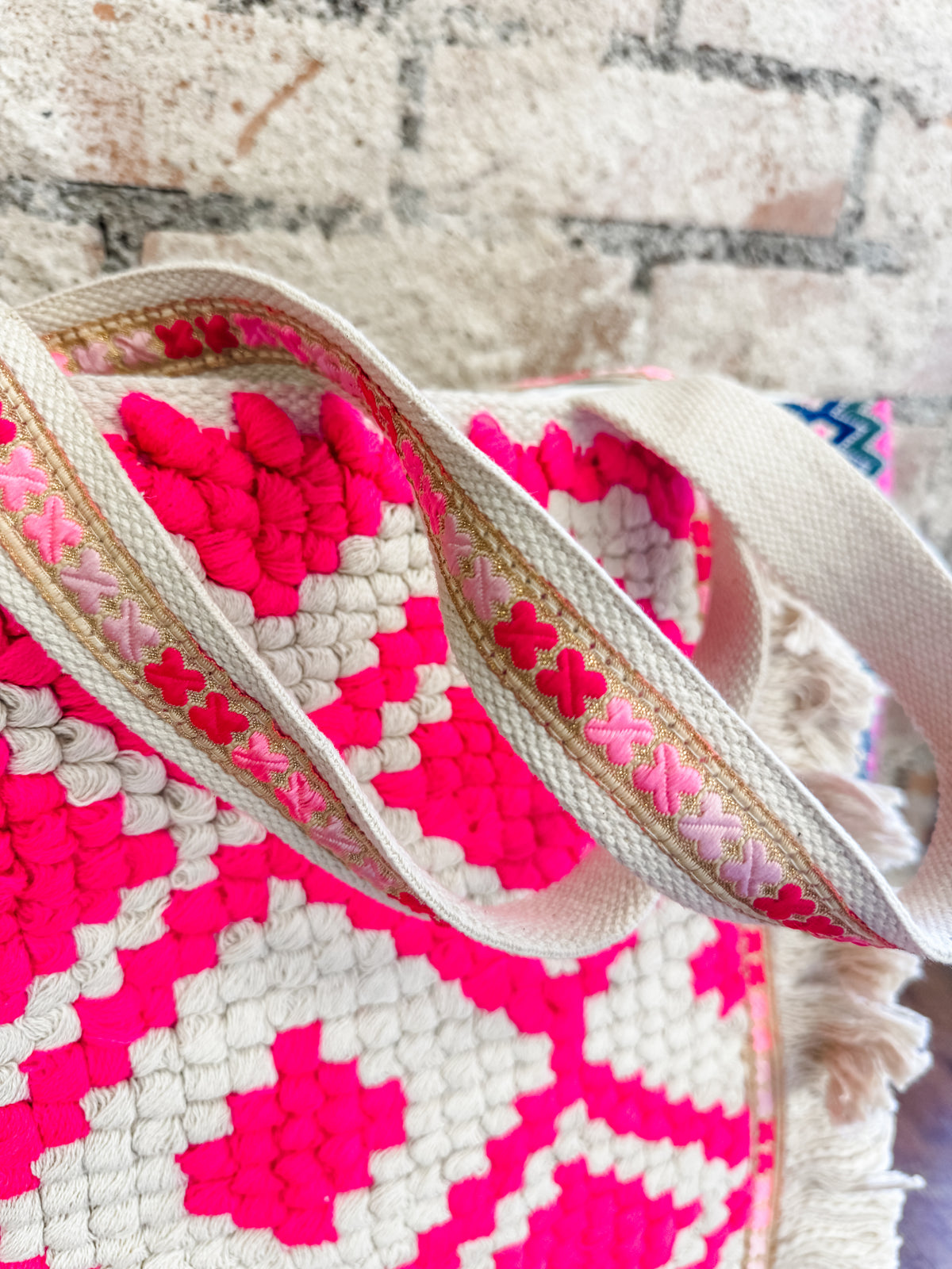 Elliott Bright Tote
