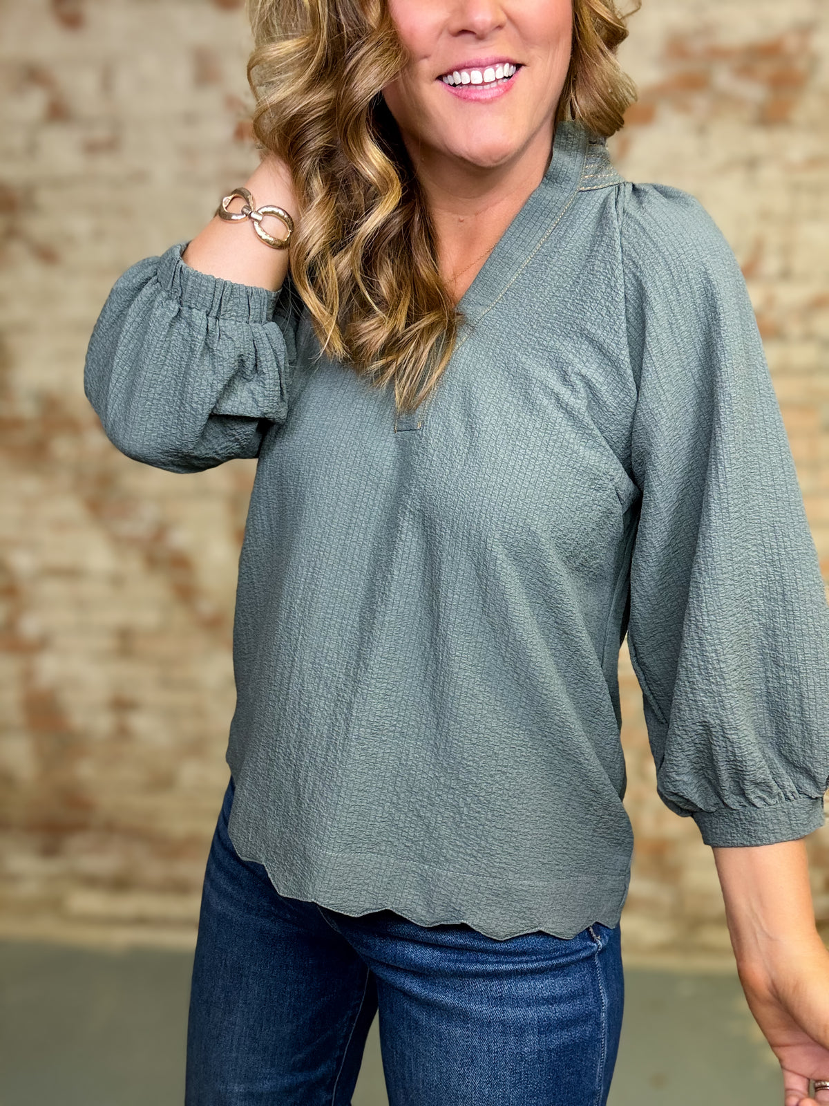 Kobe Textured Scallop Hem Top