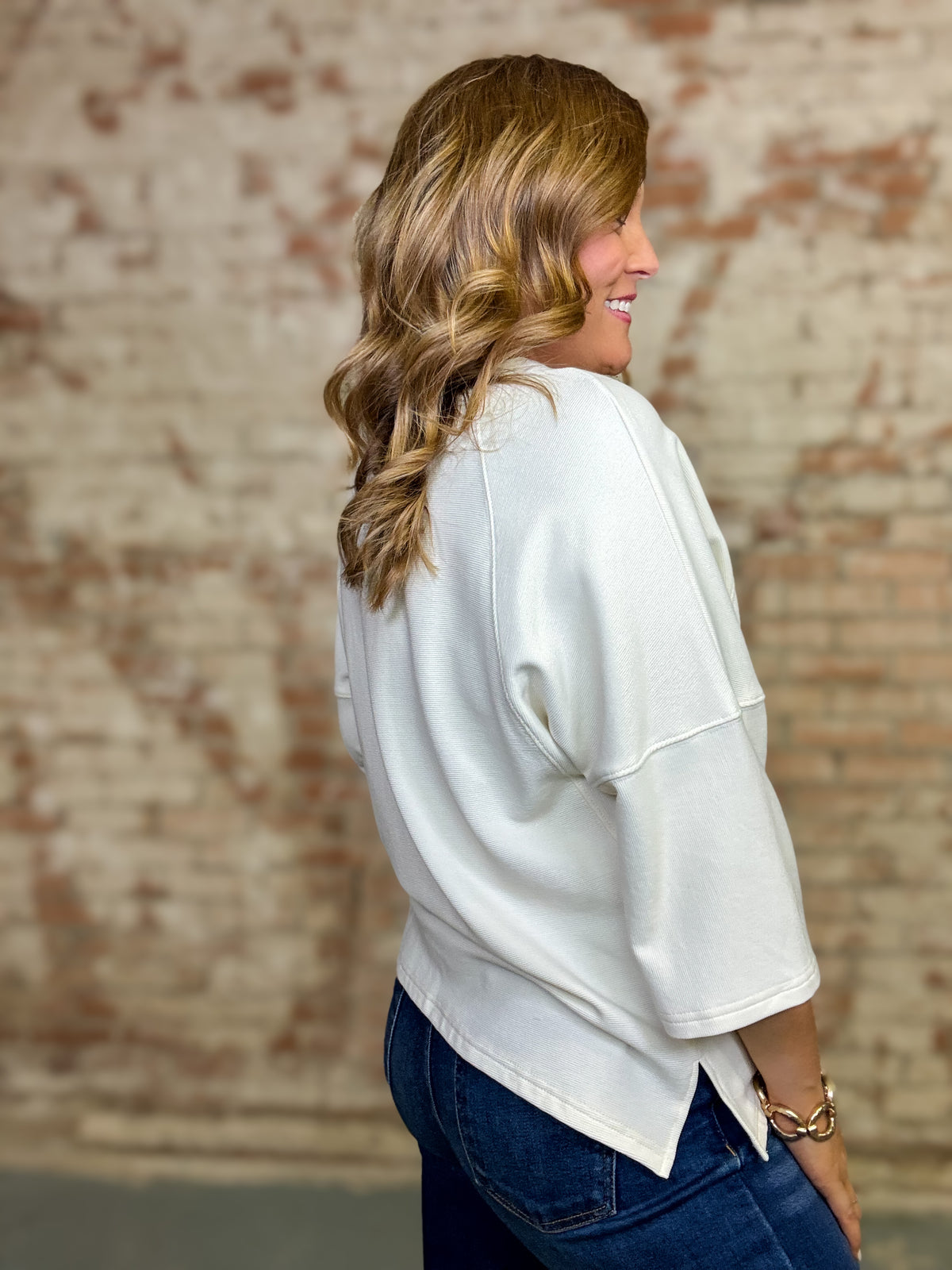 Oscar Textured Solid Top