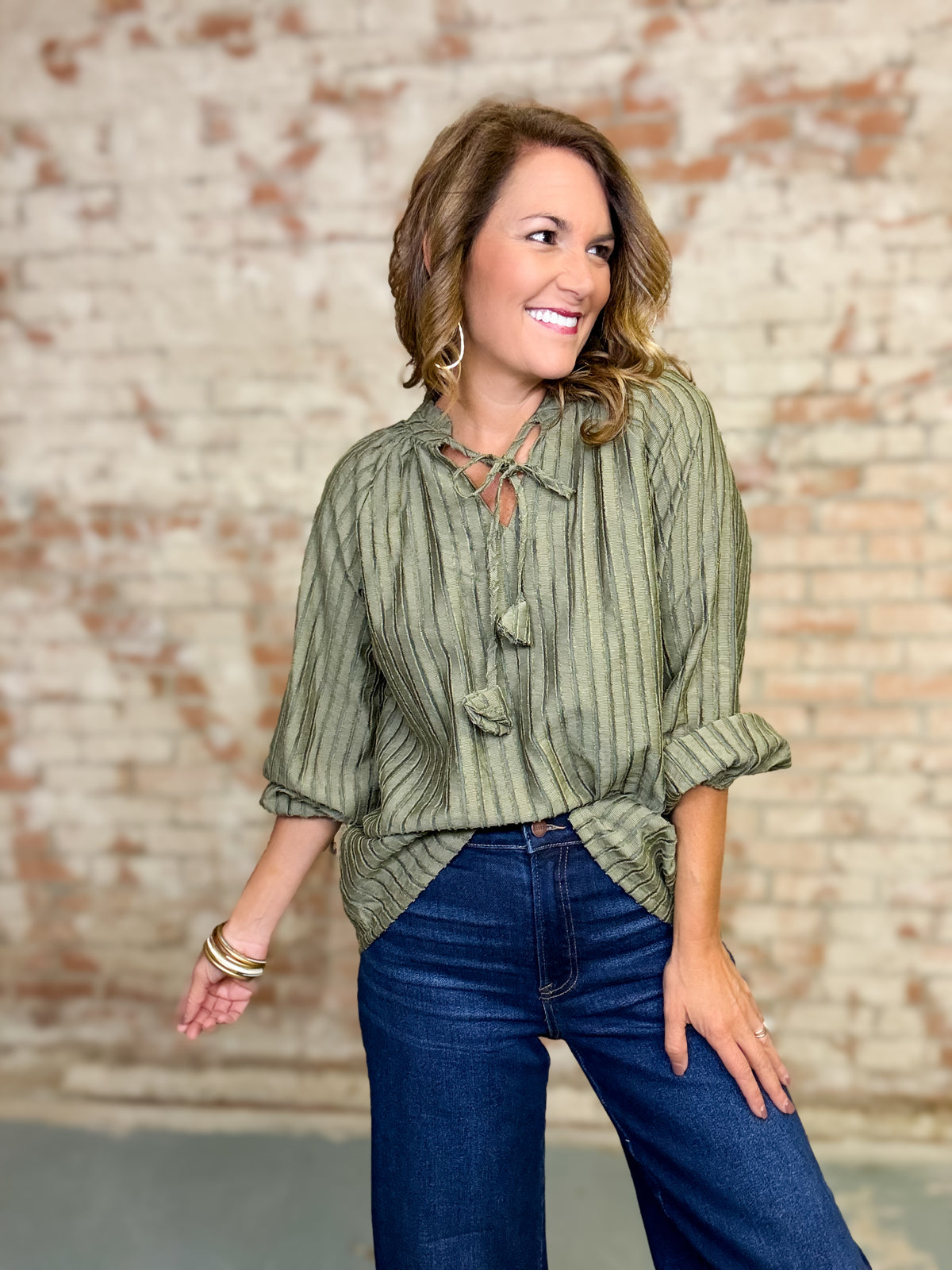 Victor Textured Solid Top